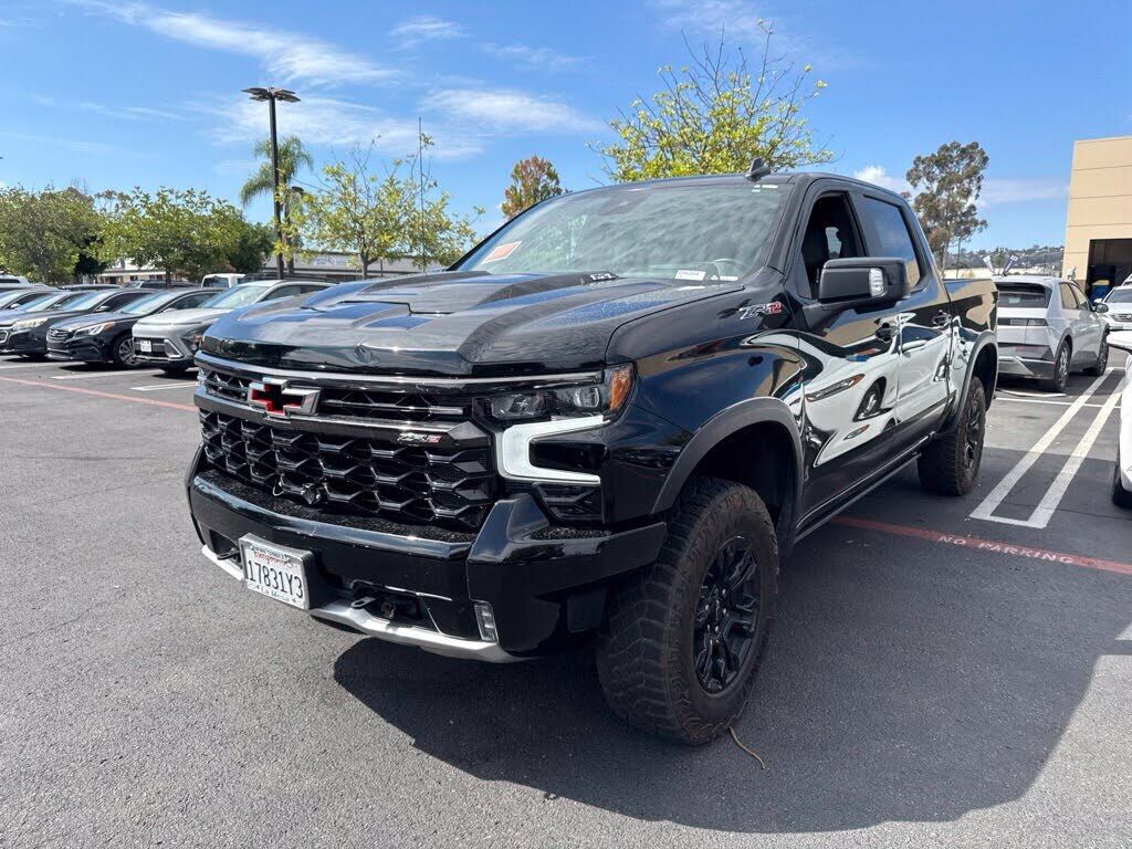 2024 CHEVROLET Silverado