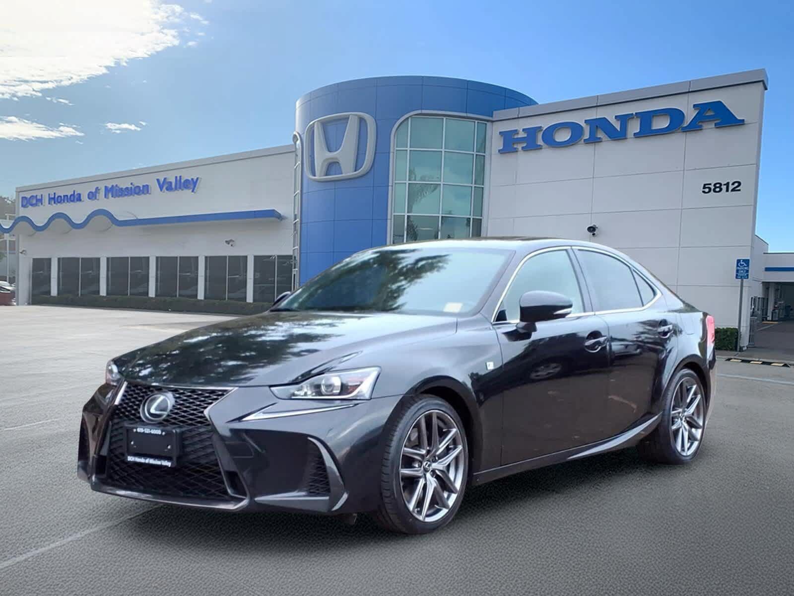2020 LEXUS IS