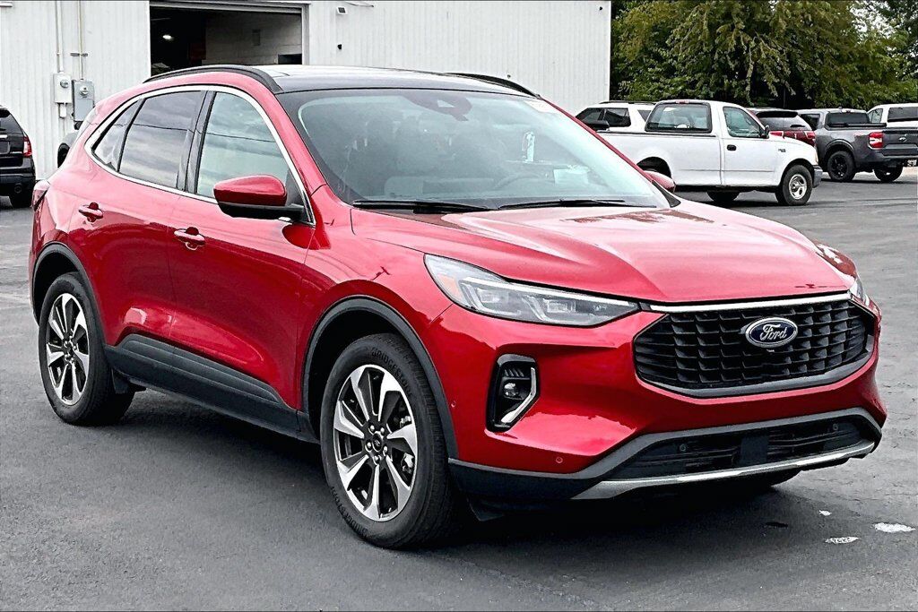 2023 FORD Escape