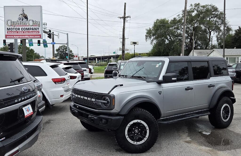 2022 FORD Bronco