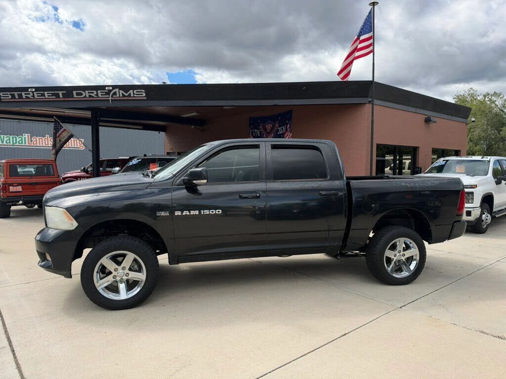2011 DODGE Ram