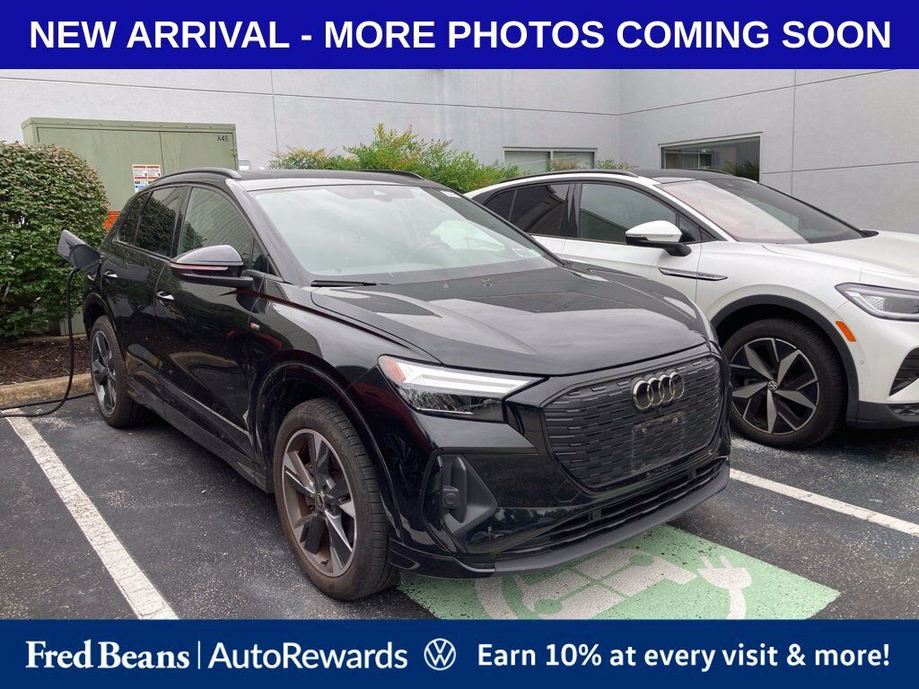 2023 AUDI Q4