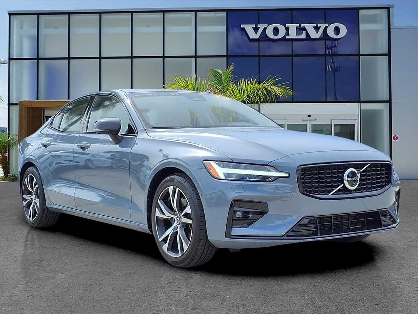2024 VOLVO S60