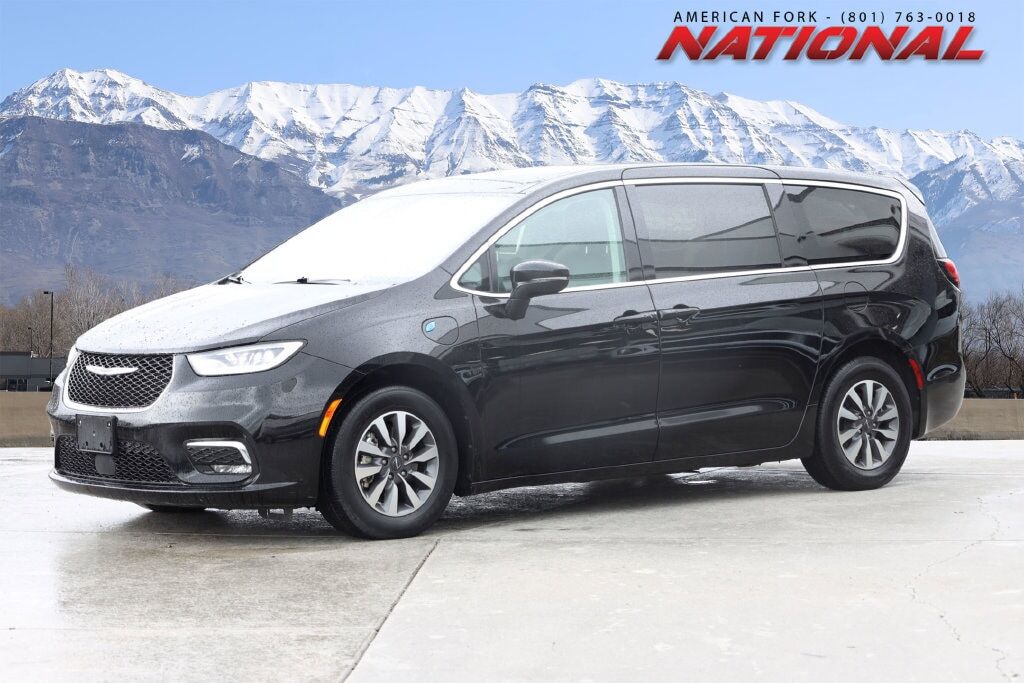 2024 CHRYSLER Pacifica