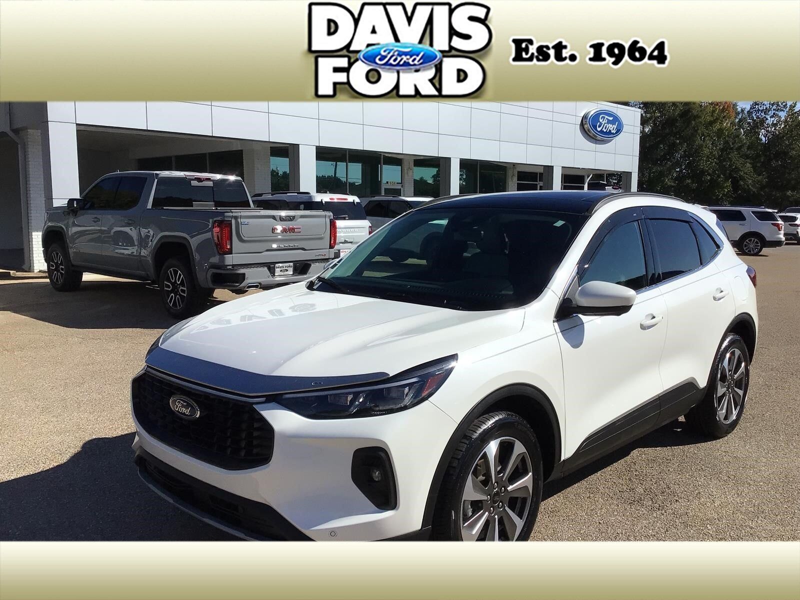 2024 FORD Escape