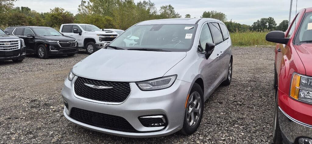 2024 CHRYSLER Pacifica