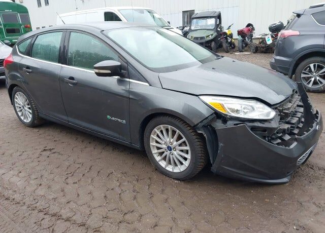 2017 FORD Focus