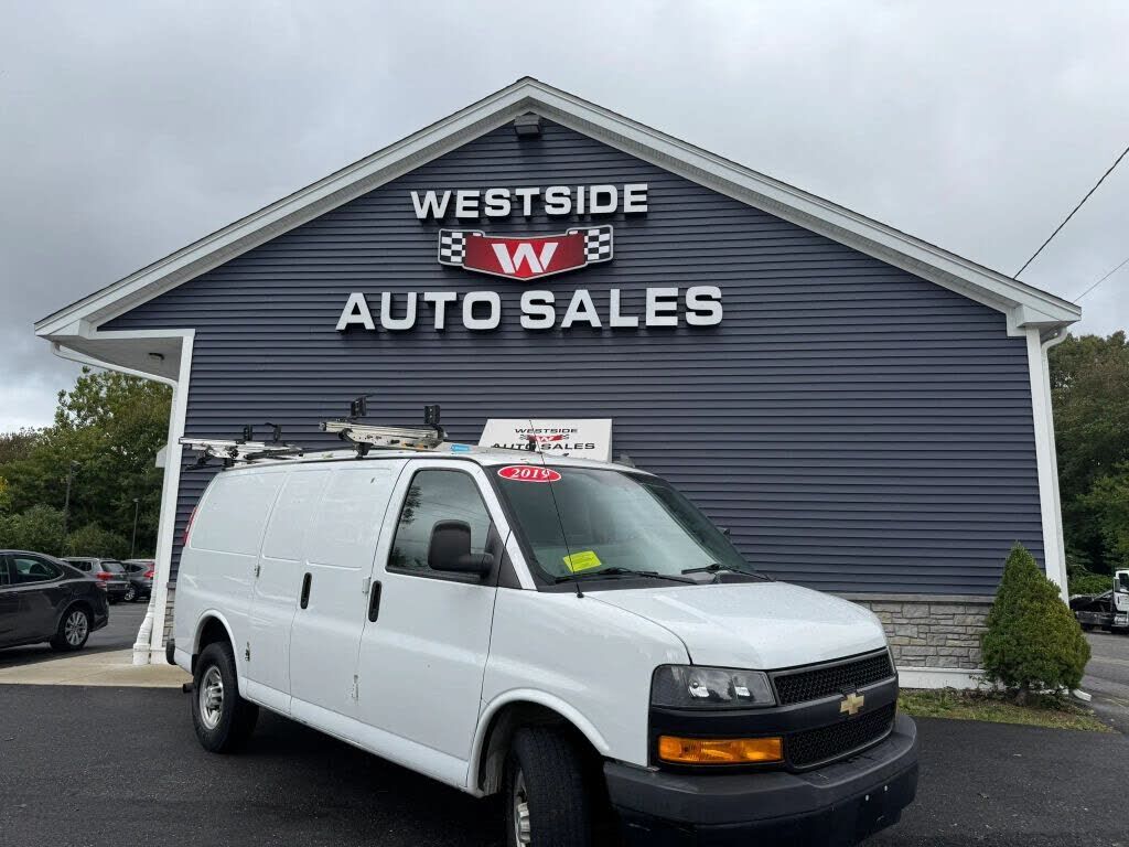 2019 CHEVROLET Express