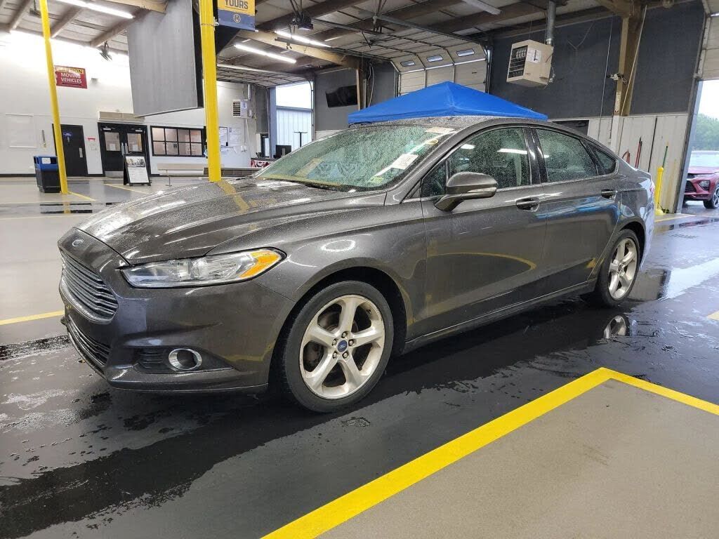 2016 FORD Fusion