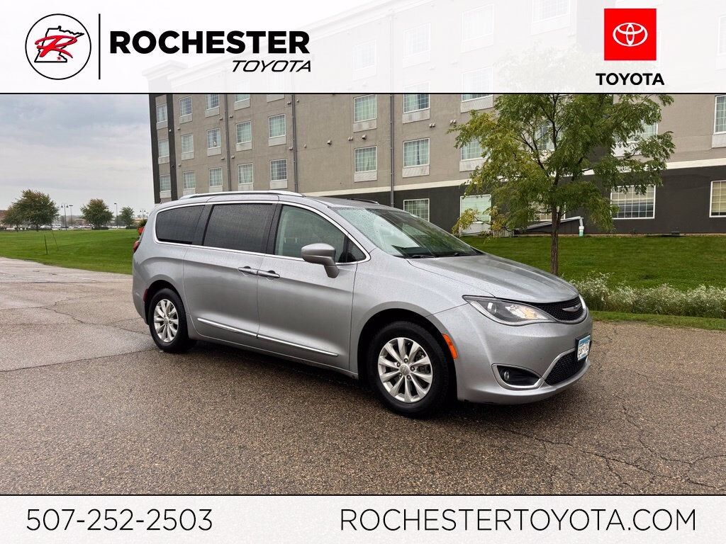 2019 CHRYSLER Pacifica