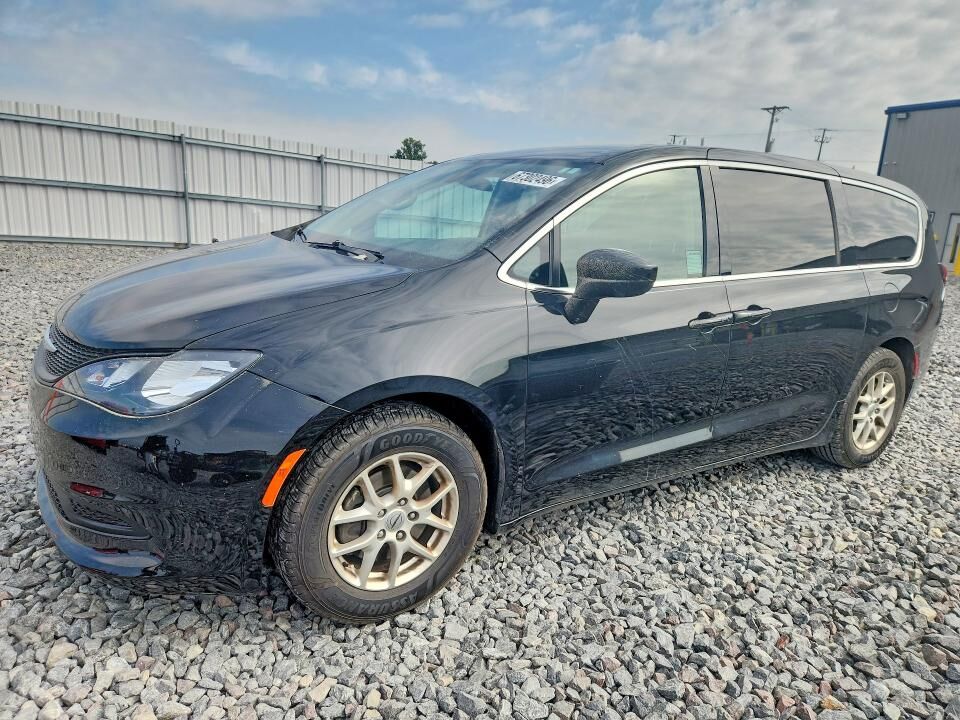 2022 CHRYSLER Pacifica