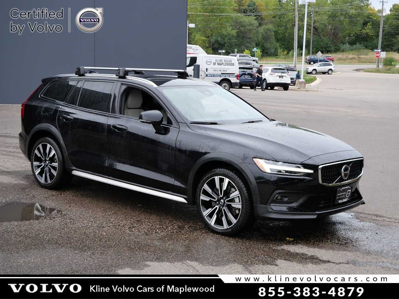 2024 VOLVO V60CC