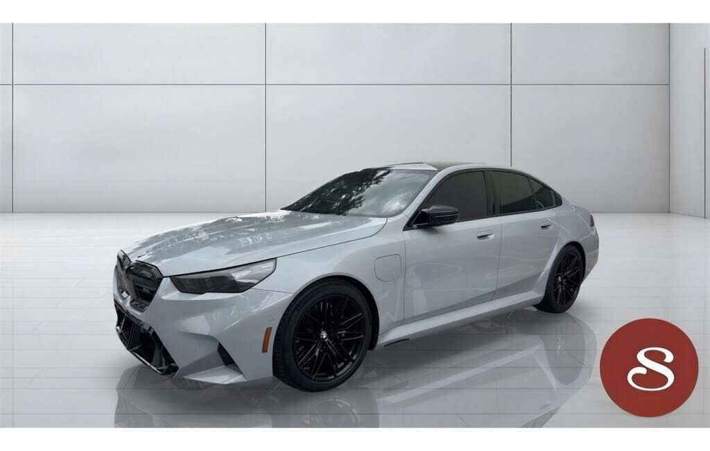 2027 BMW M5