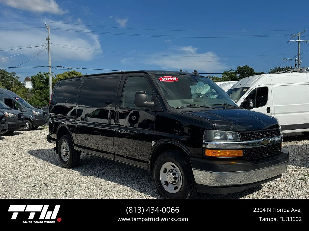 2019 CHEVROLET Express