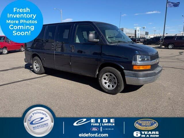 2011 CHEVROLET Express