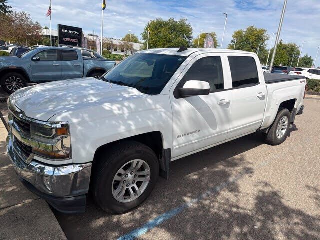 2017 CHEVROLET Silverado