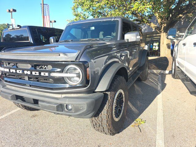 2022 FORD Bronco