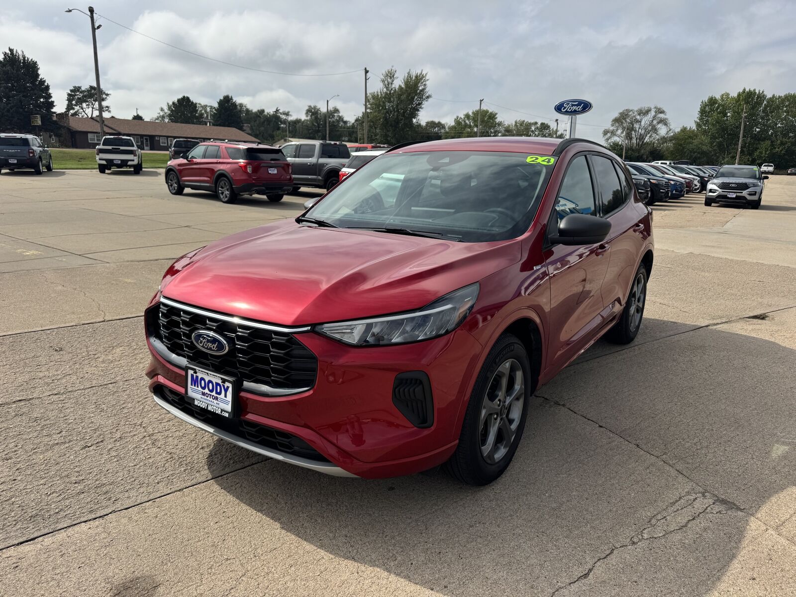 2024 FORD Escape