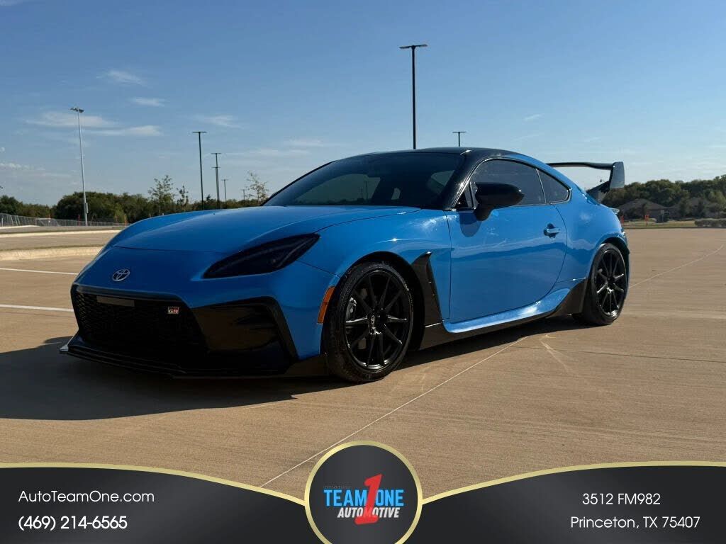 2024 TOYOTA GR86
