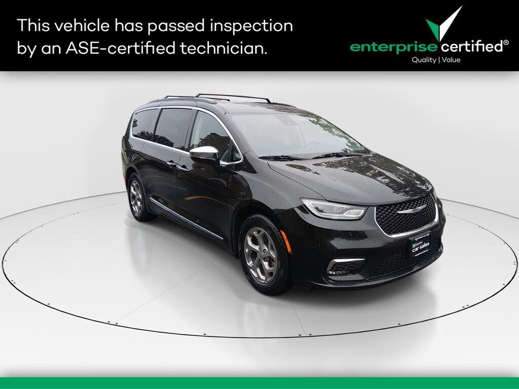 2023 CHRYSLER Pacifica