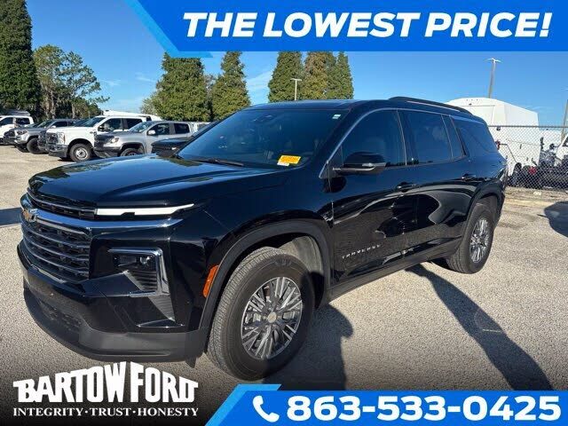 2025 CHEVROLET Traverse