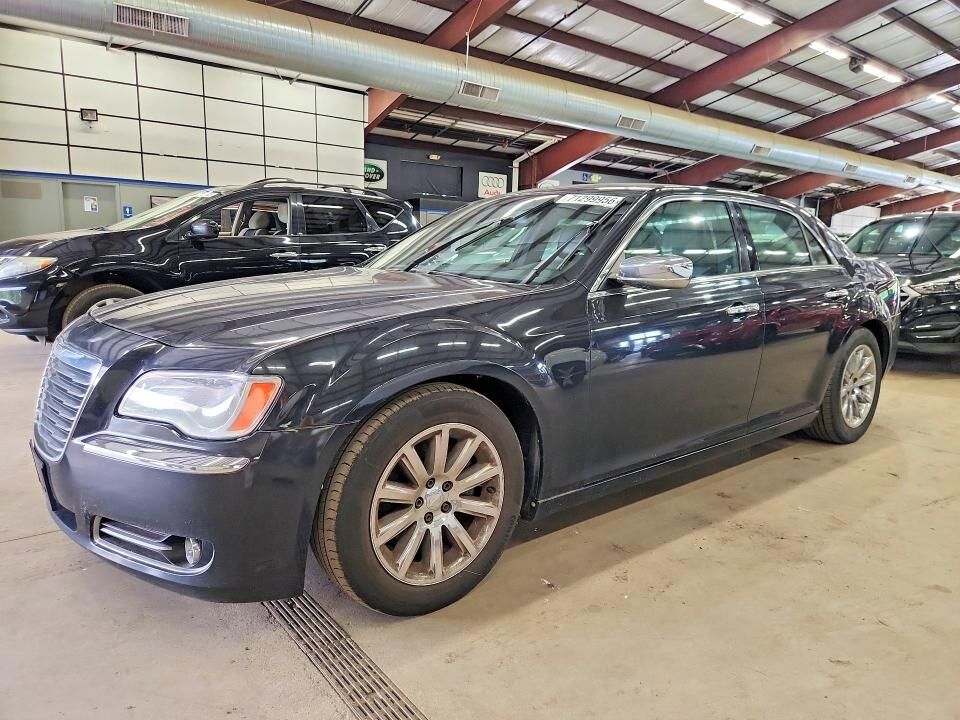 2013 CHRYSLER 300
