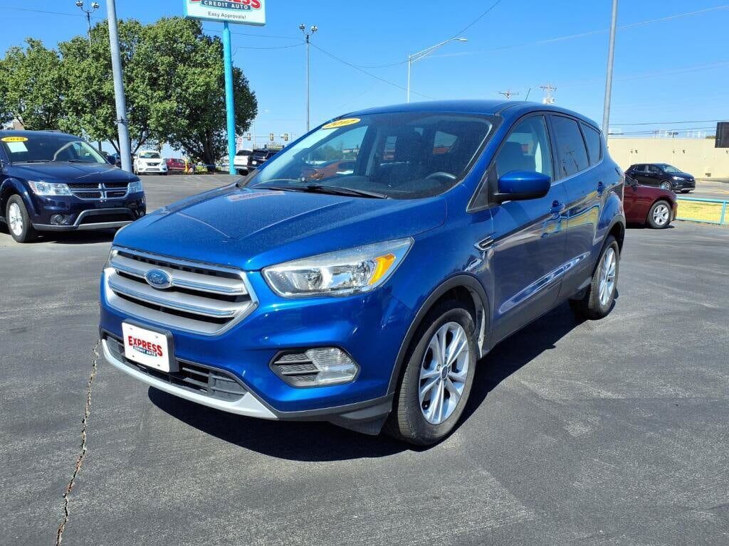 2017 FORD Escape
