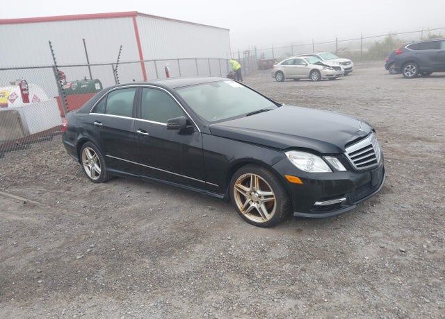 2013 MERCEDES-BENZ E-Class