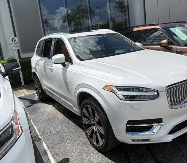 2025 VOLVO XC90