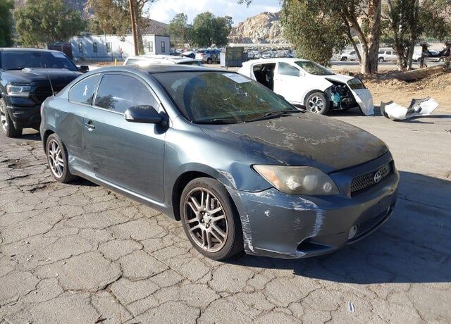 2010 TOYOTA SCION