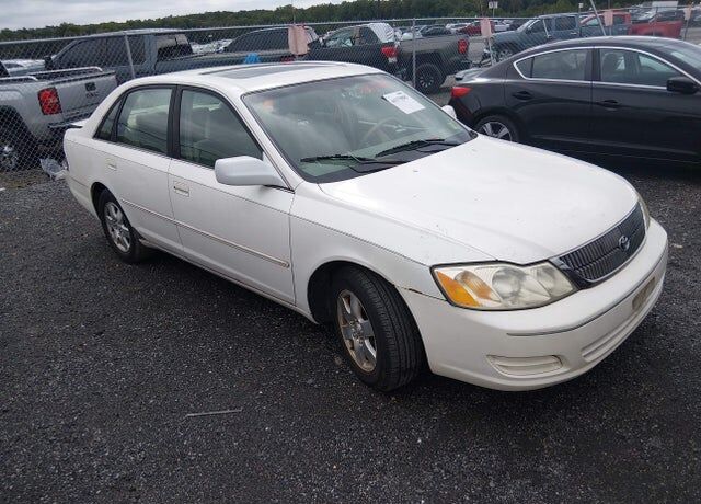 2001 TOYOTA Avalon