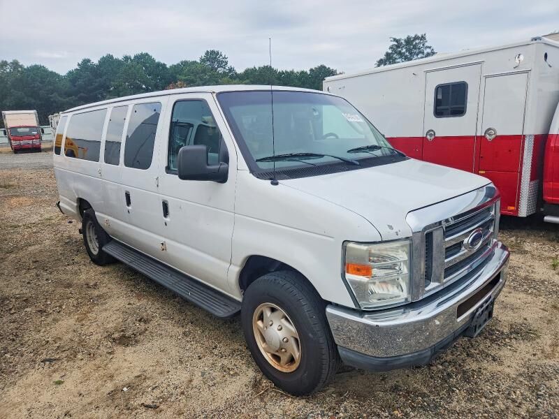 2012 FORD E-350