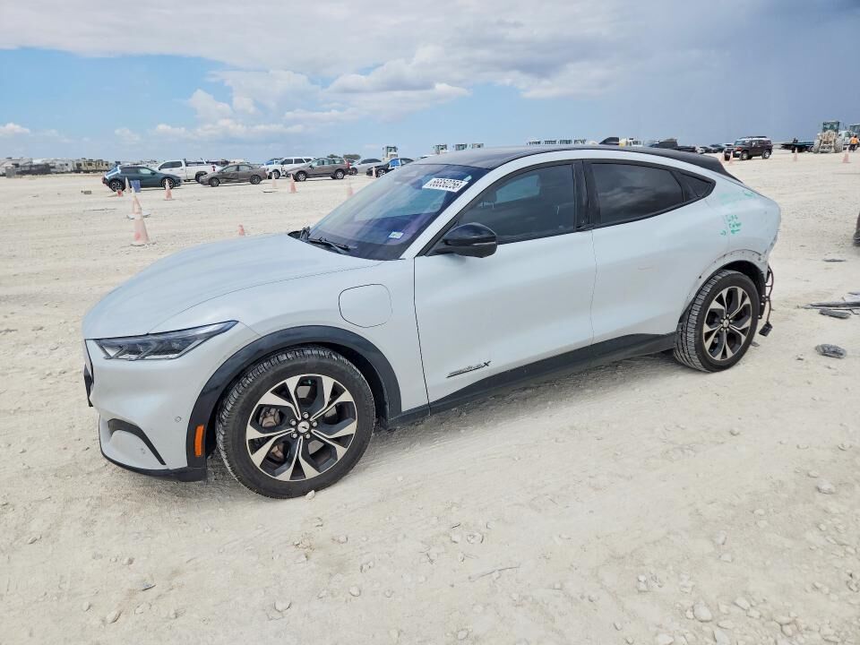 2021 FORD Mach-E