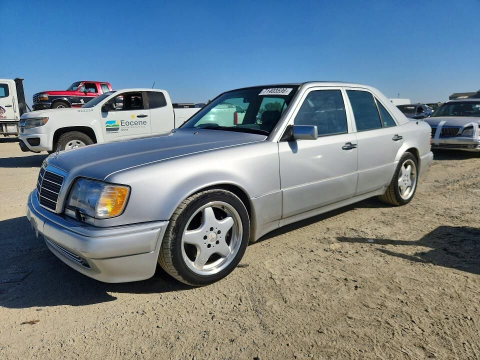 1994 MERCEDES-BENZ E-Class