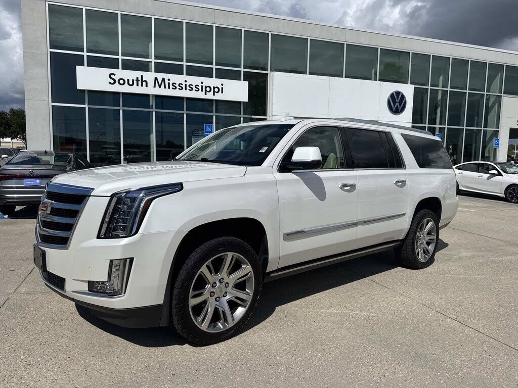 2016 CADILLAC Escalade