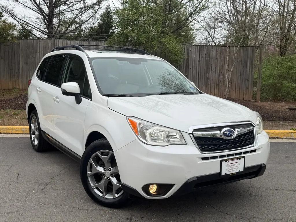 2015 SUBARU Forester