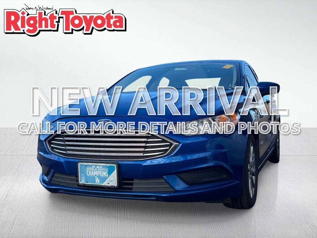2017 FORD Fusion