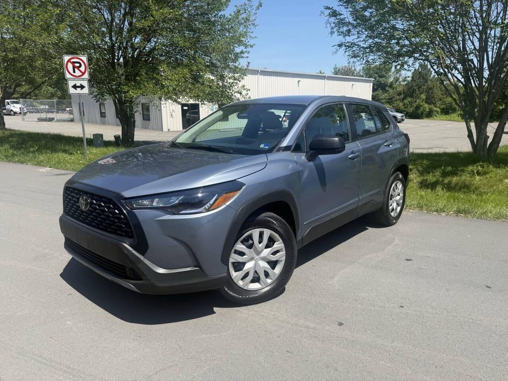 2025 TOYOTA COROLLA
