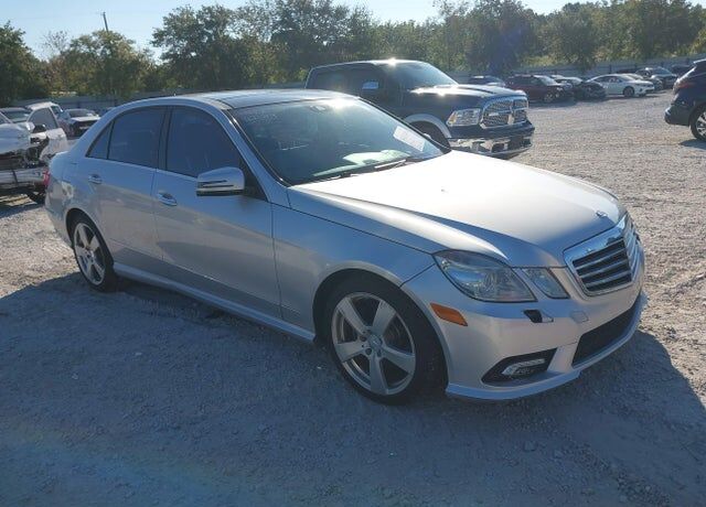 2011 MERCEDES-BENZ E-Class