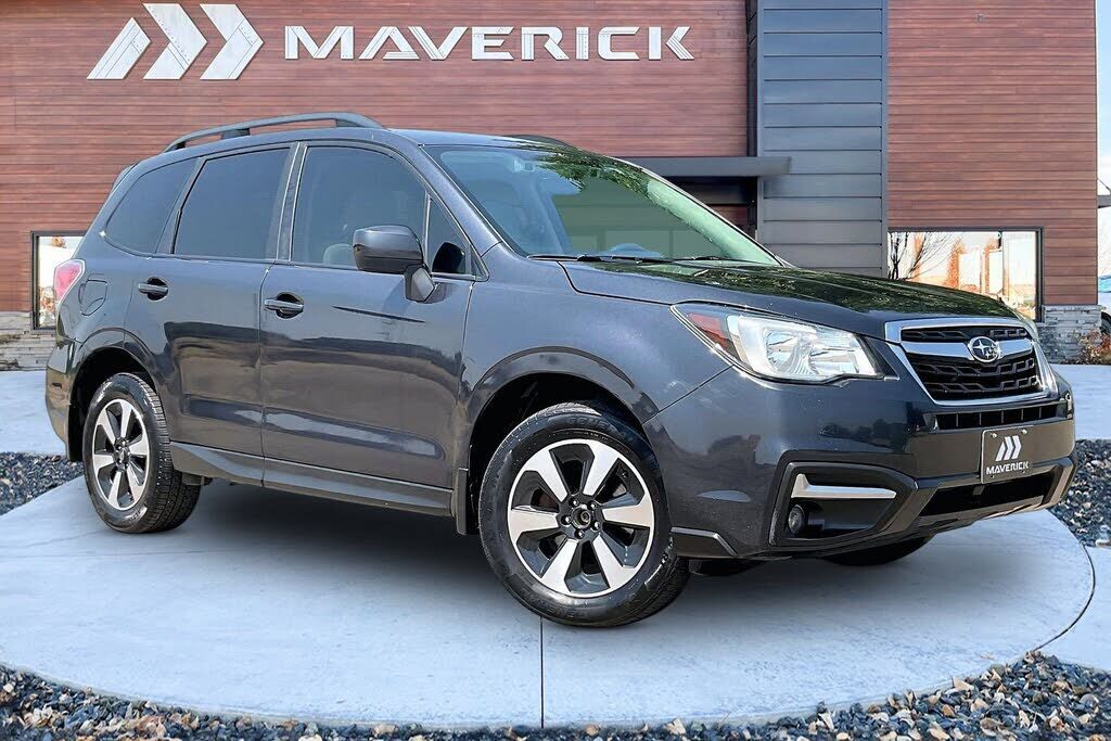 2017 SUBARU Forester
