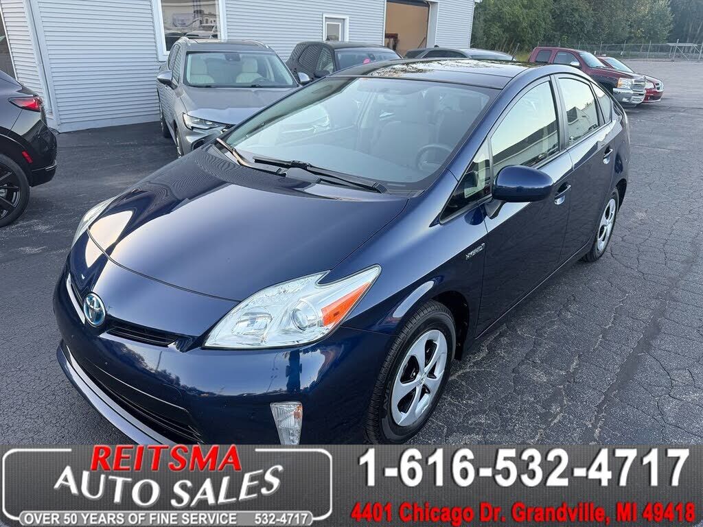 2013 TOYOTA PRIUS