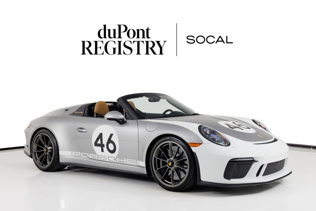 2019 PORSCHE 911