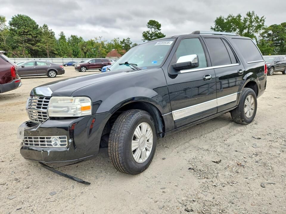 2013 LINCOLN Navigator
