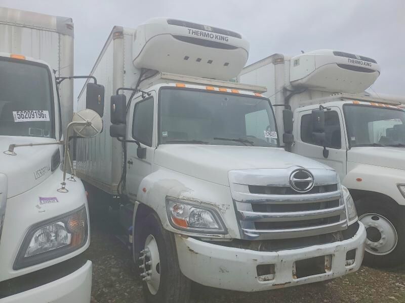 2018 HINO Conventional Type Truck