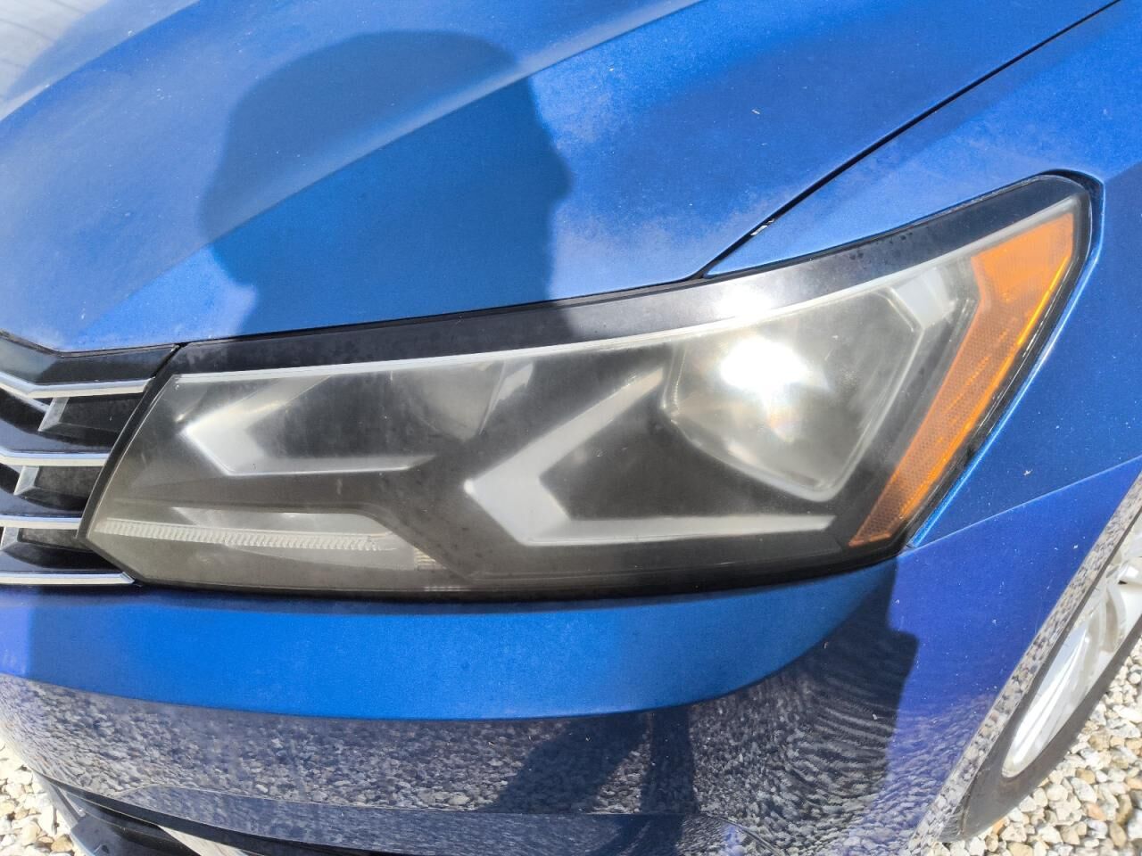 2017 VOLKSWAGEN Passat