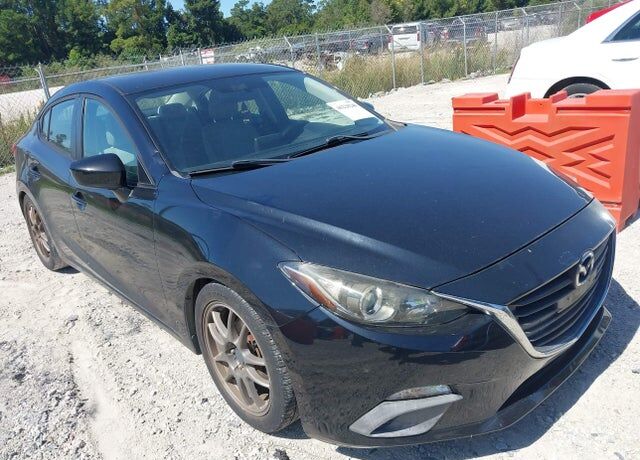 2015 MAZDA Mazda3