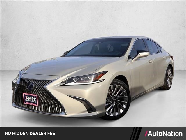 2021 LEXUS ES