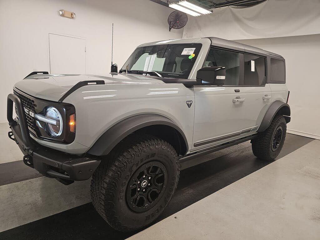 2021 FORD Bronco