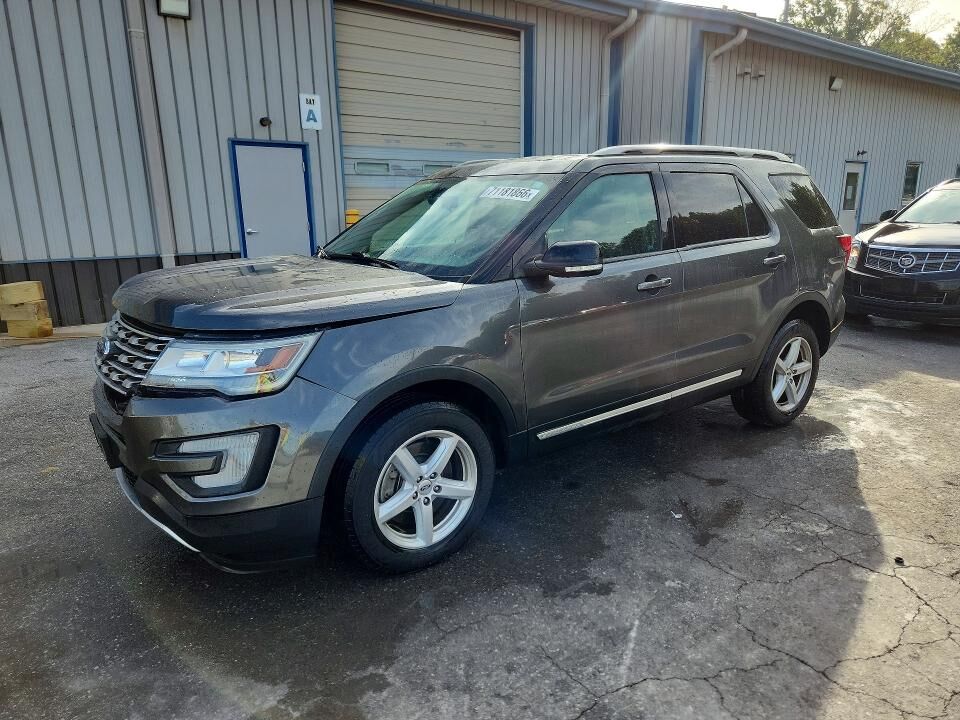 2017 FORD Explorer
