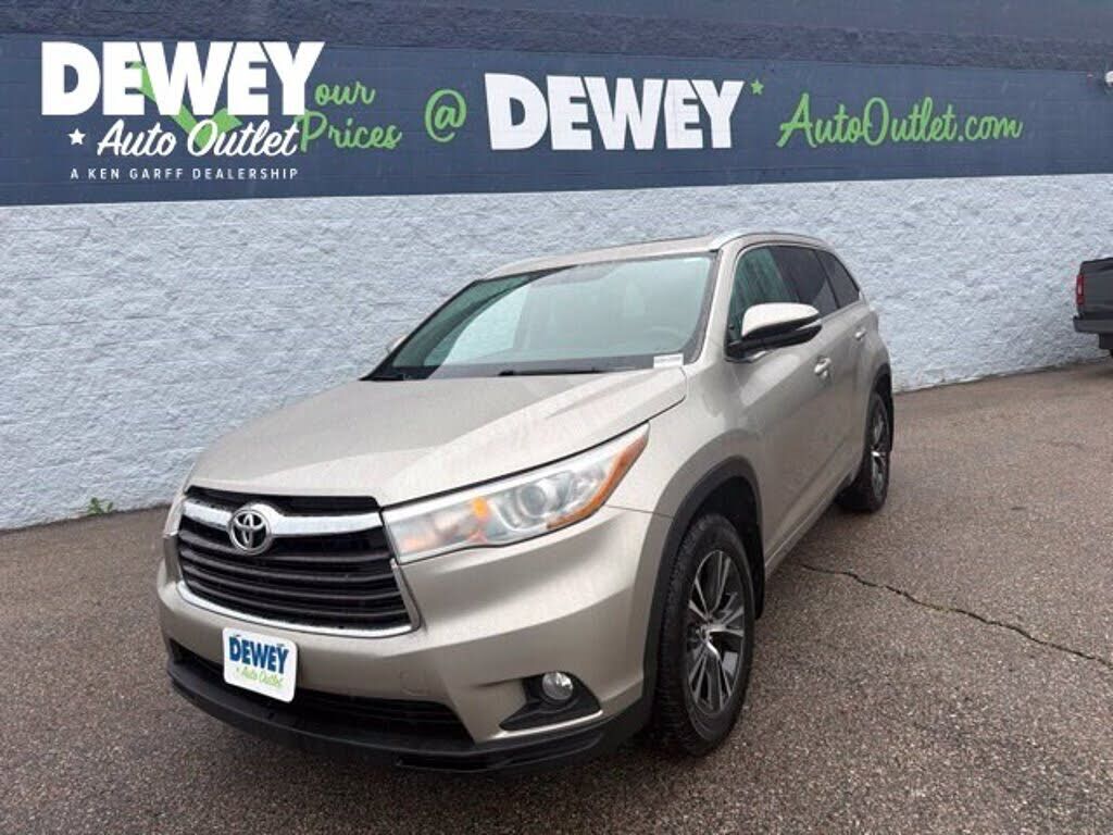 2016 TOYOTA Highlander